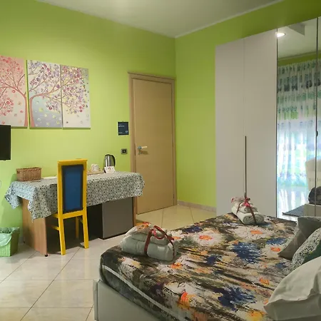 Light Blue לינה וארוחת בוקר